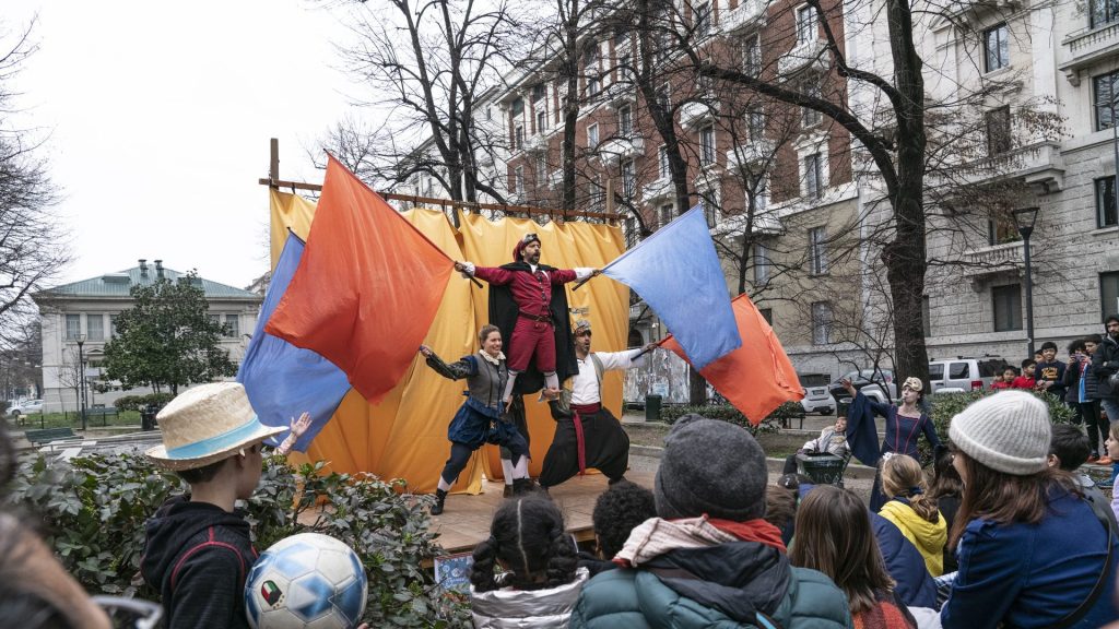 “Il teatro vissuto pericolosamente – Vita dei comici” – Le Mille e una Piazza, Il Mercato dei Saltimbanchi